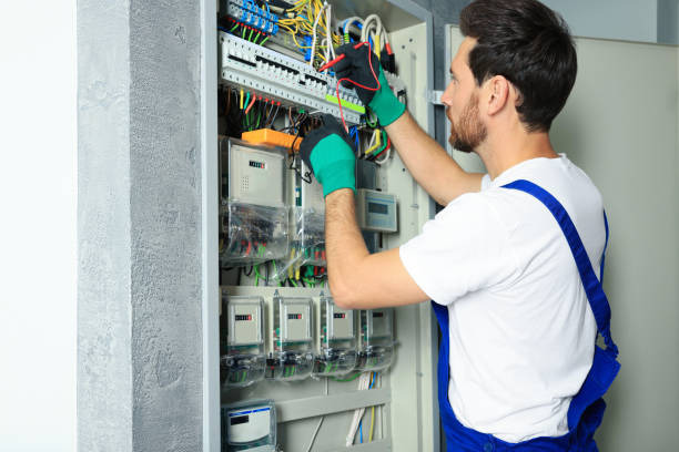 Best Emergency Electrical Repair  in Naples, FL